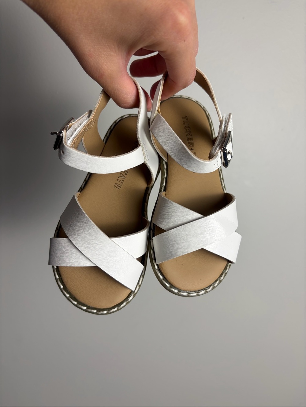 Tucker and Tate sandals 6c